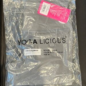 Yogalicious Olive Active Top